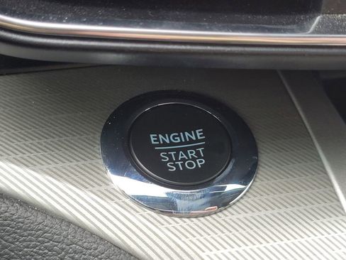 Certified 2023 Ford Explorer XLT w/ Equipment Group 202A image 38