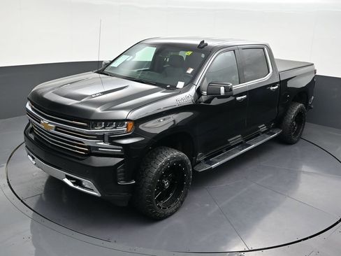 Used 2022 Chevrolet Silverado 1500 High Country w/ Z71 Off-Road Package image 15