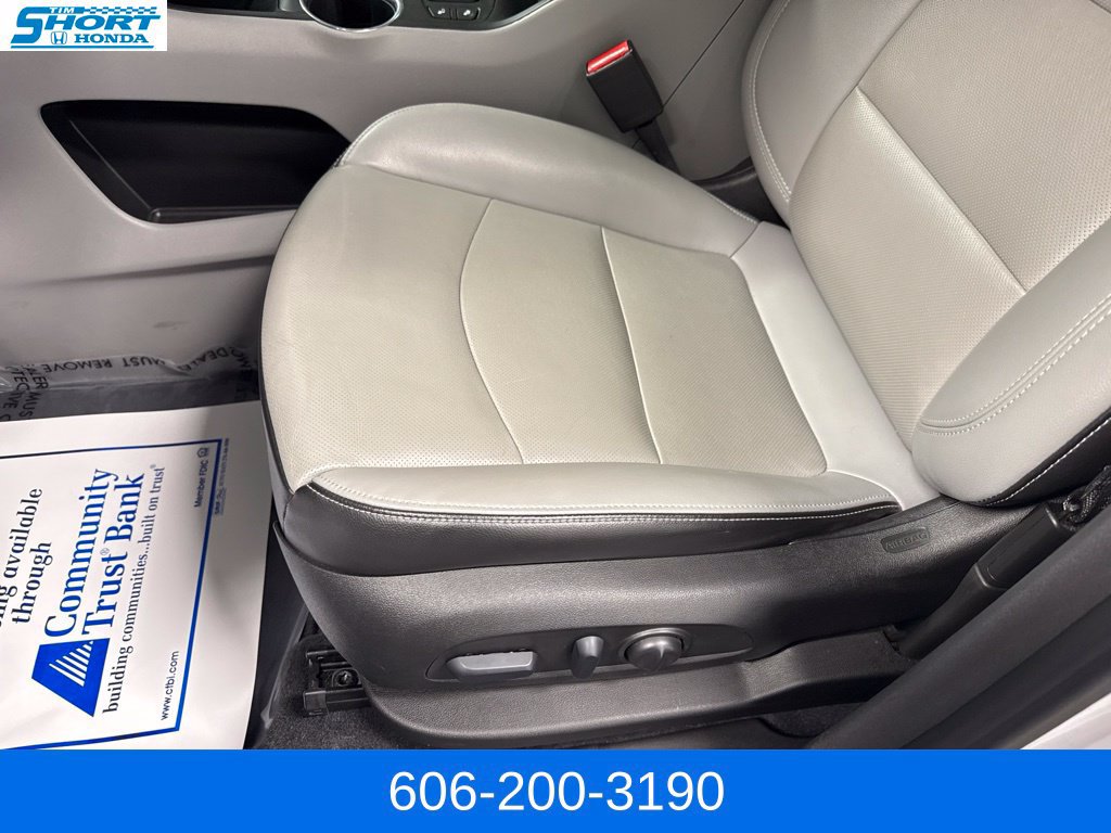 Used 2022 GMC Terrain SLT AWD/4WD image 27