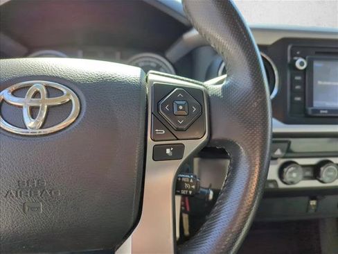 Certified 2017 Toyota Tacoma SR5 image 15