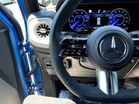 Used 2025 Mercedes-Benz G 580 w/ EQ Technology image 11