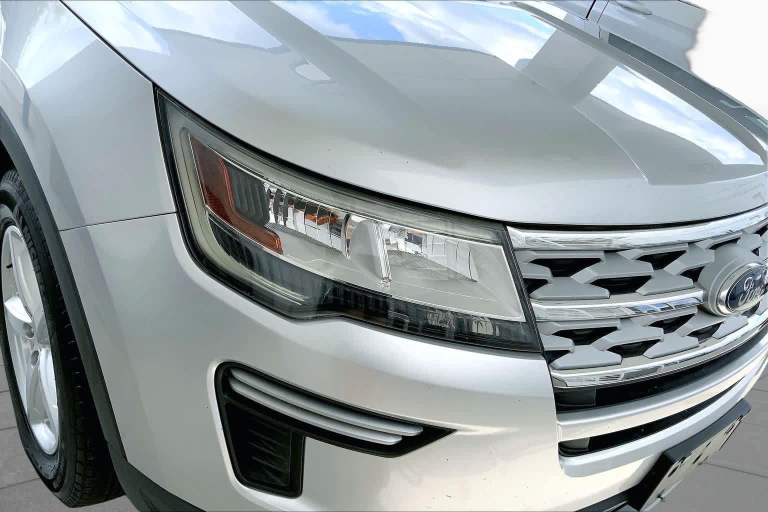 Used 2019 Ford Explorer XLT FWD image 27