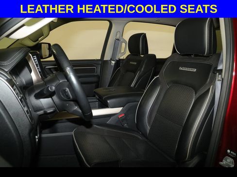 Used 2022 RAM 1500 Laramie AWD/4WD image 3
