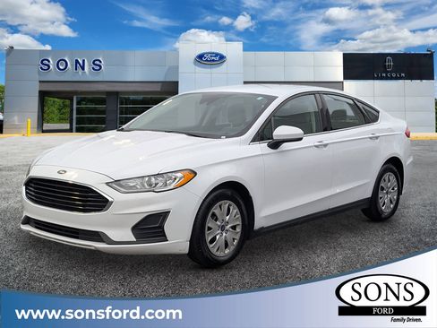 Certified 2020 Ford Fusion S image 1