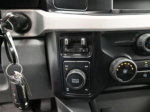 New 2026 Ford F350 XLT w/ FX4 Off-Road Package image 17