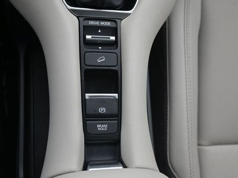 Used 2026 Honda HR-V EX-L image 23