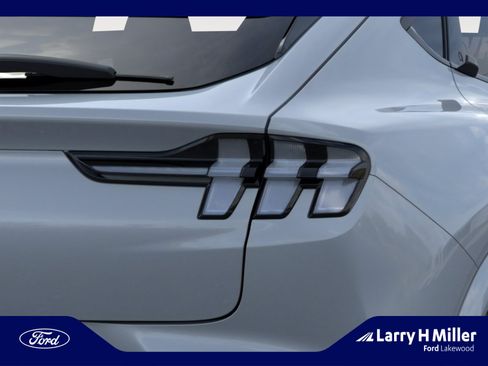 New 2026 Ford Mustang Mach-E Premium AWD/4WD image 21