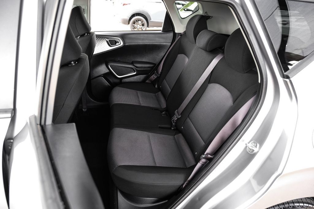 Used 2022 Kia Soul LX w/ Technology Package FWD image 37