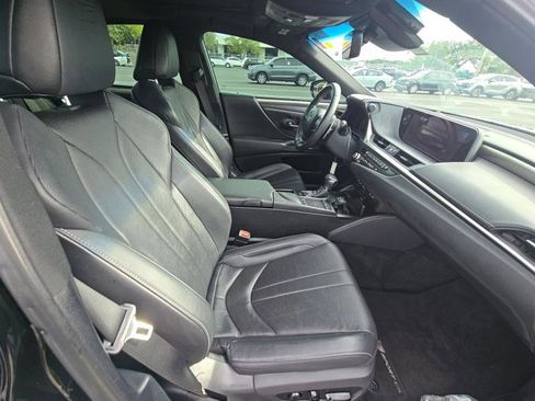 Used 2021 Lexus ES 350 F Sport w/ Accessory Package 2 FWD image 7