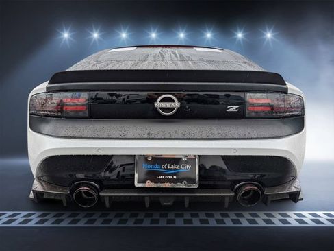 Used 2023 Nissan Z w/ Floor Mat Package (L93) RWD image 4