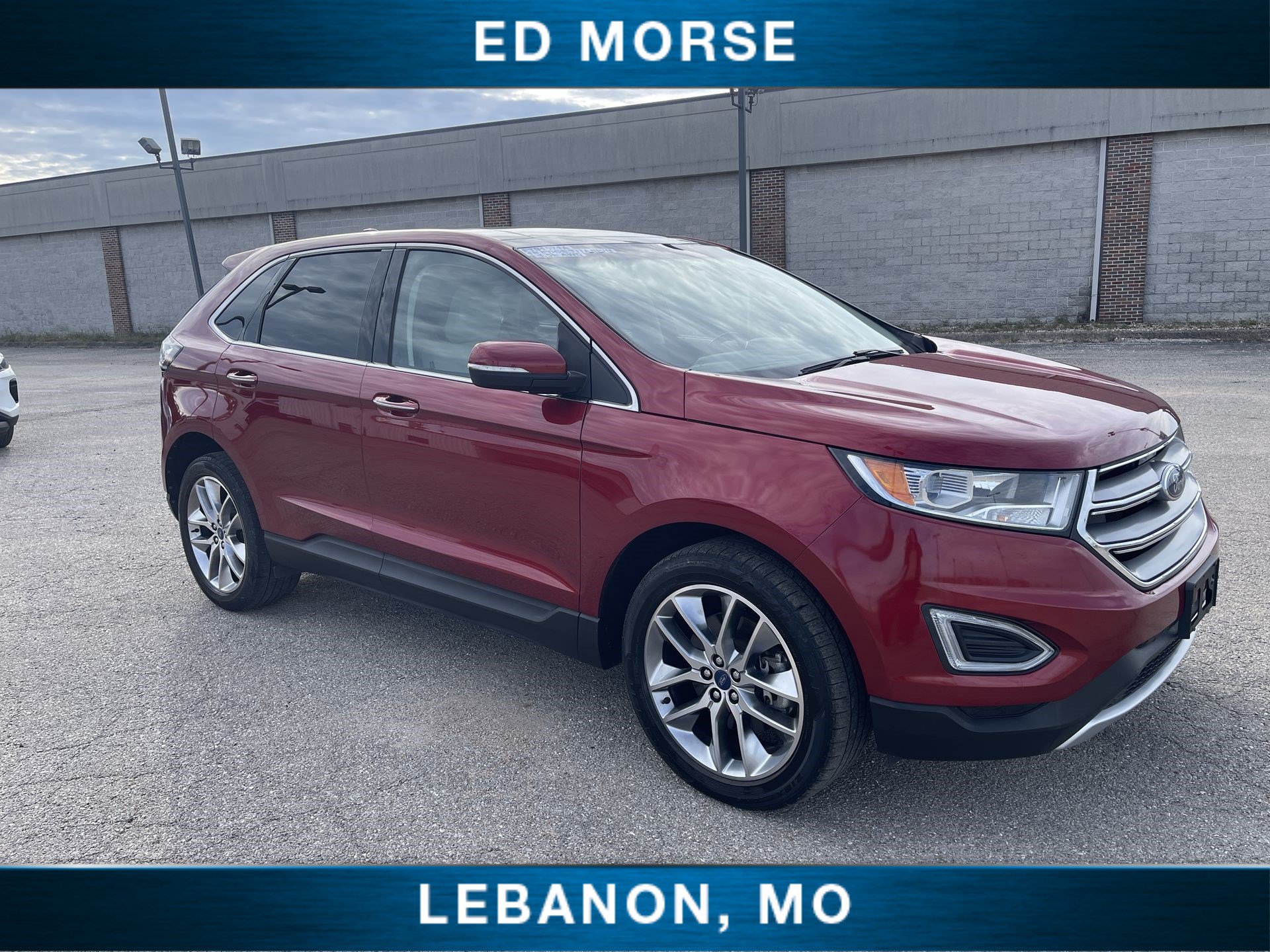 Used 2018 Ford Edge Titanium w/ Cold Weather Package AWD/4WD image 2