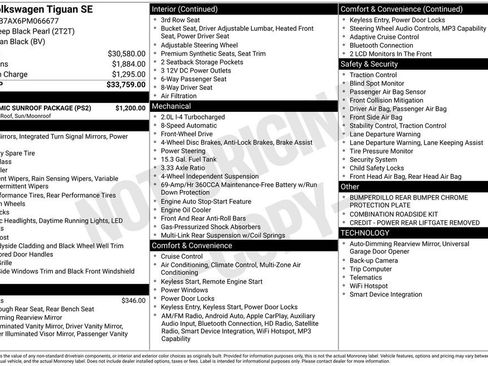 Used 2023 Volkswagen Tiguan SE w/ Panoramic Sunroof Package image 3