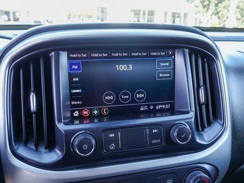 Used 2022 Chevrolet Colorado LT w/ Safety Package image 23