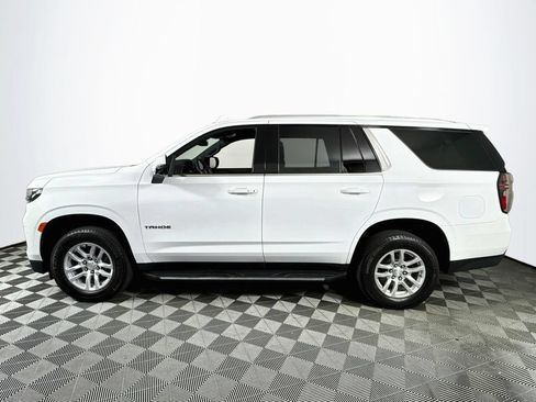 Used 2022 Chevrolet Tahoe LT w/ Luxury Package AWD/4WD image 4