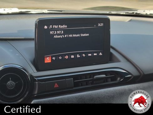 Used 2018 MAZDA MX-5 Miata Club RWD image 21