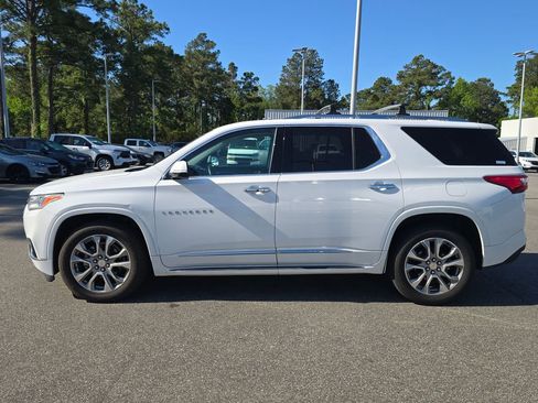 Certified 2019 Chevrolet Traverse Premier w/ LPO, 'HIT The Road' Package image 6
