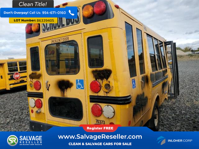 Used 2006 Ford E-350 and Econoline 350 Super Duty RWD image 5