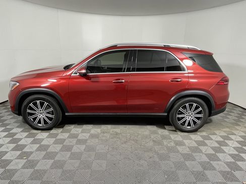 Certified 2024 Mercedes-Benz GLE 450 GLE 450 image 2