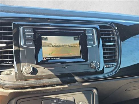 Used 2017 Volkswagen Beetle 1.8T S image 12