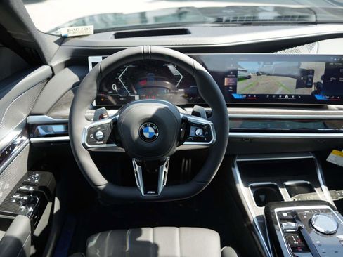 New 2026 BMW 760i xDrive AWD/4WD image 8