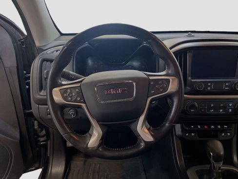 Used 2021 GMC Canyon Denali image 11