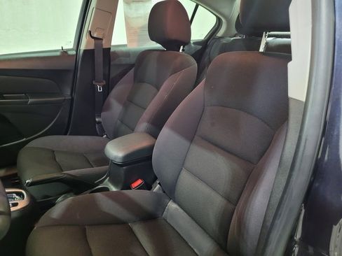 Used 2015 Chevrolet Cruze LT image 21
