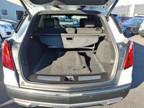 Certified 2024 Cadillac XT5 Premium Luxury w/ LPO, Floor Liner Package AWD/4WD image 14