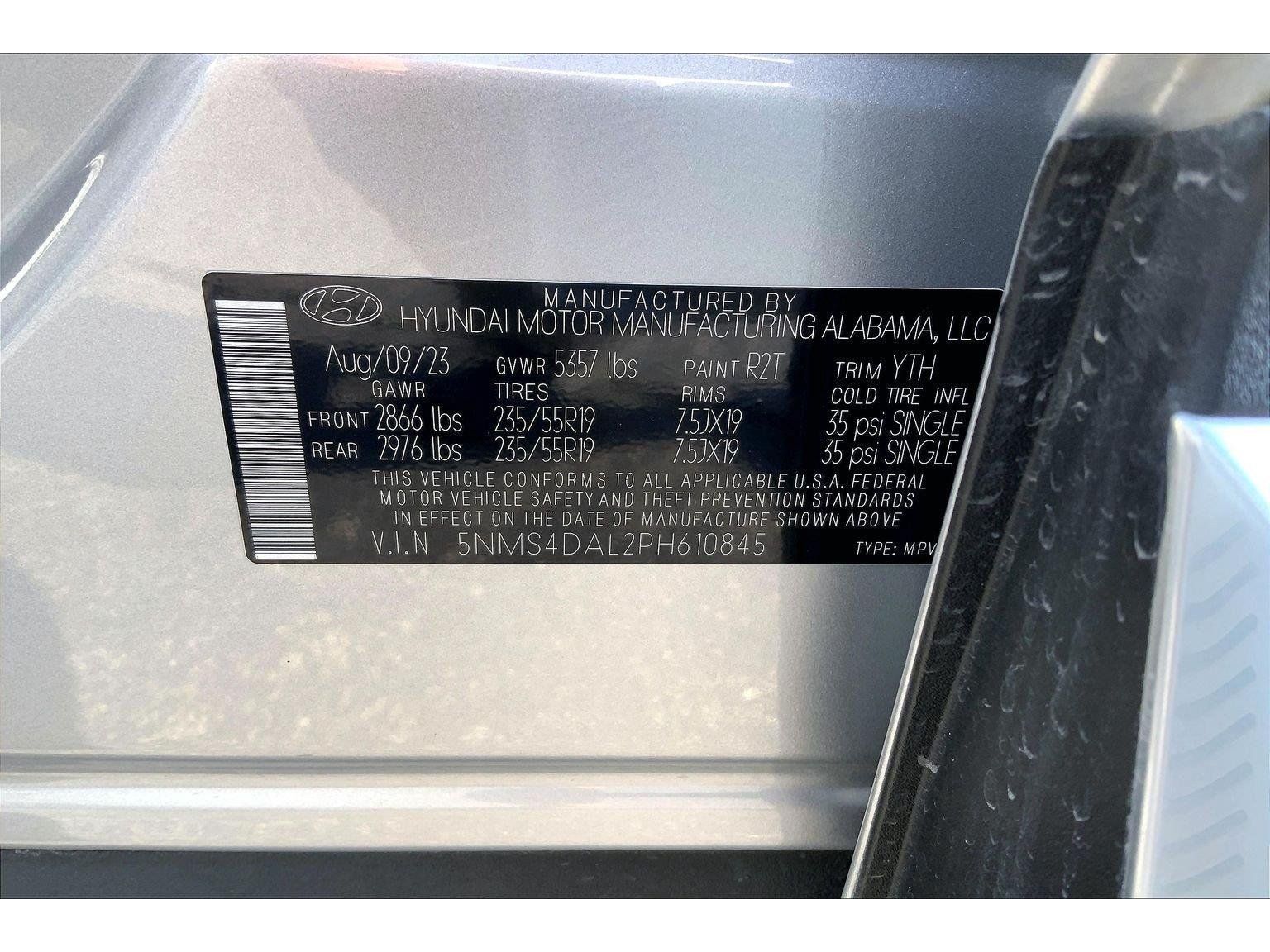 Used 2023 Hyundai Santa Fe Limited w/ Cargo Package AWD/4WD image 31