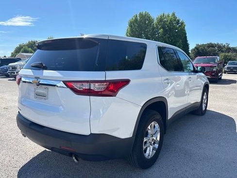 Used 2020 Chevrolet Traverse LS FWD image 5