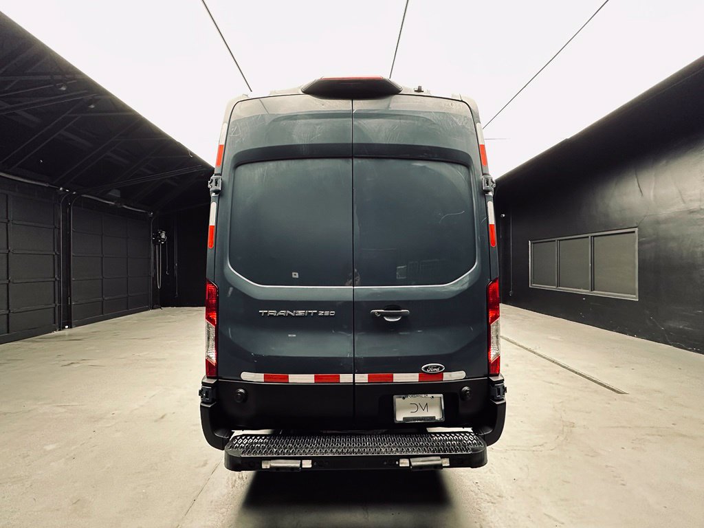 Used 2020 Ford Transit 250 148 High Roof Extended RWD image 5