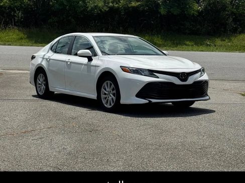 Used 2023 Toyota Camry LE FWD image 1