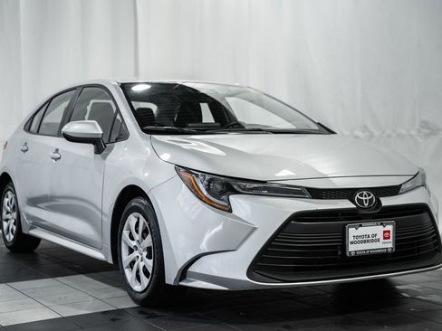 Used 2025 Toyota Corolla LE image 1