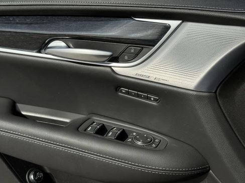 New 2025 Cadillac XT5 Premium Luxury FWD image 19