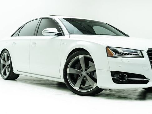 Used 2016 Audi S8 w/ Driver Assistance Package image 3