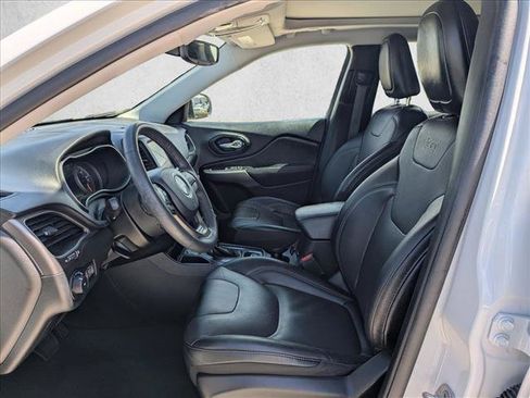 Used 2022 Jeep Cherokee Latitude Lux w/ Sun & Sound Group FWD image 16