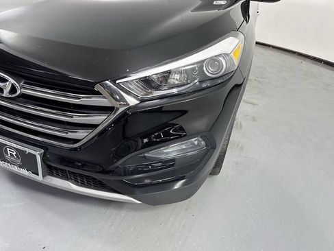 Used 2018 Hyundai Tucson Limited w/ Ultimate Package 02 AWD/4WD image 28