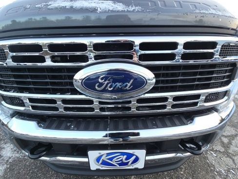 Used 2023 Ford F250 XLT w/ 360-Degree Camera Package image 26