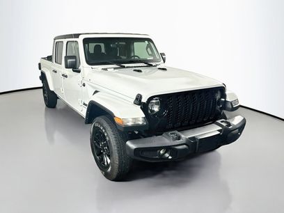 Used 2022 Jeep Gladiator Sport