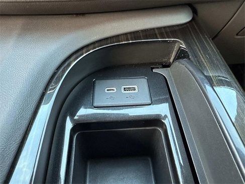 Used 2021 Cadillac Escalade Premium Luxury w/ Driver Assist Tech Package image 27