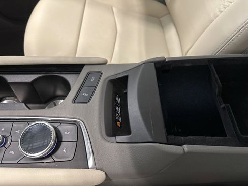 Used 2021 Cadillac XT5 Premium Luxury image 34