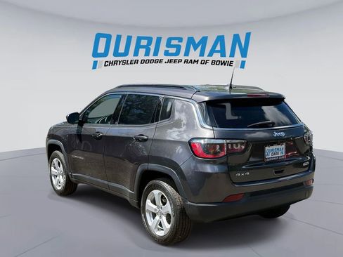 Used 2019 Jeep Compass Latitude AWD/4WD image 4