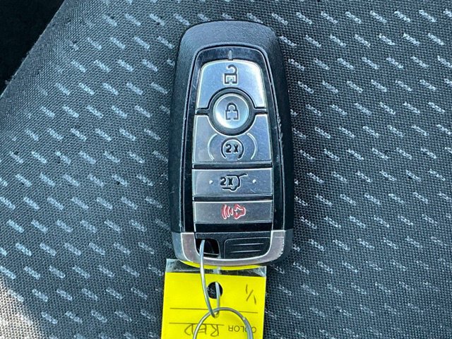 Used 2025 Ford Escape ST-Line Select AWD/4WD image 38