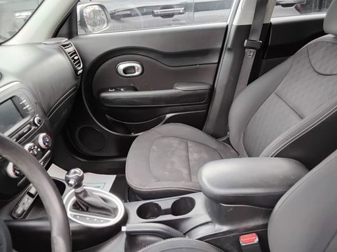 Used 2019 Kia Soul image 8