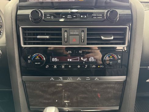 Used 2024 Nissan Armada Platinum w/ Captain's Chairs Package image 31