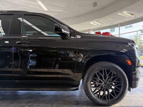 Used 2023 Chevrolet Tahoe RST AWD/4WD image 4