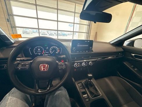 Used 2024 Honda Civic Sport image 16