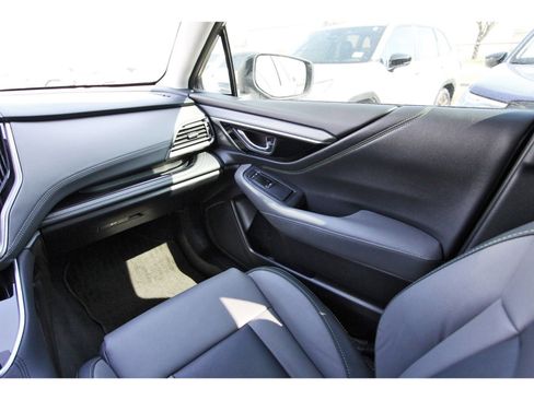 Used 2023 Subaru Outback Onyx Edition image 10