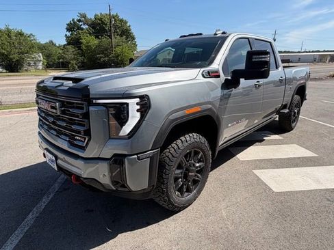 New 2026 GMC Sierra 2500 AT4 w/ AT4 Premium Plus Package AWD/4WD image 11