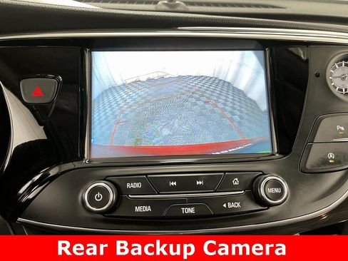Certified 2020 Buick Envision Essence image 3