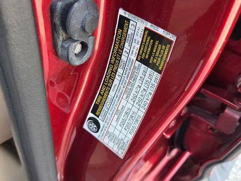 Used 2016 Nissan Frontier SV RWD image 18